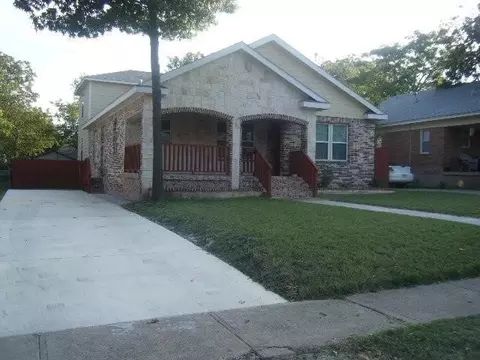2746 Kingston St, Dallas, TX 75211