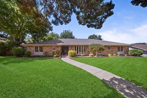3721 Wosley Dr, Fort Worth, TX 76133