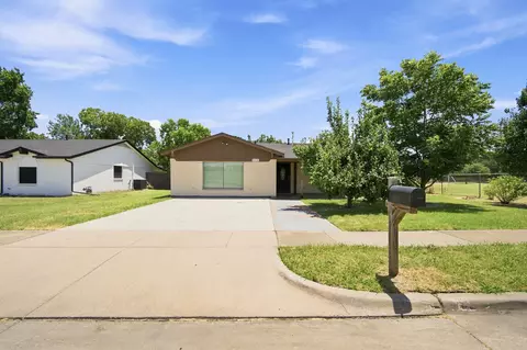 5420 Galway Ln, North Richland Hills, TX 76180