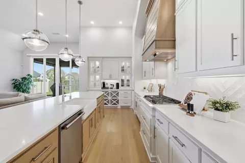 Kitchen - 2112 Strolling Way, Argyle, TX 76226 photo 4 of 5