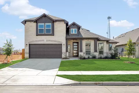 204 Sweetwater Dr, Commerce, TX 75428
