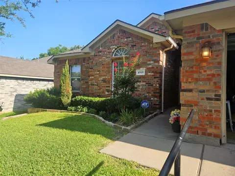4919 Saddlehorn Dr, Arlington, TX 76017