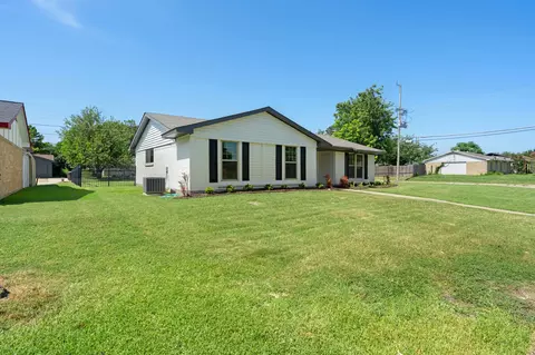 1700 Jasmine Ln, Plano, TX 75074
