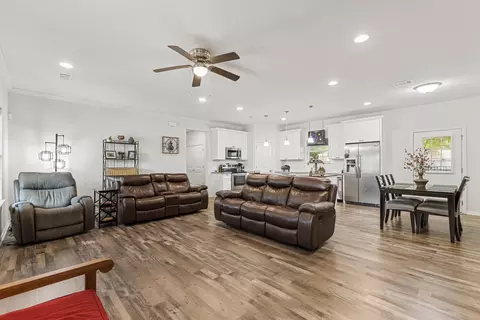 327 Walnut St, Terrell, TX 75160 photo 8
