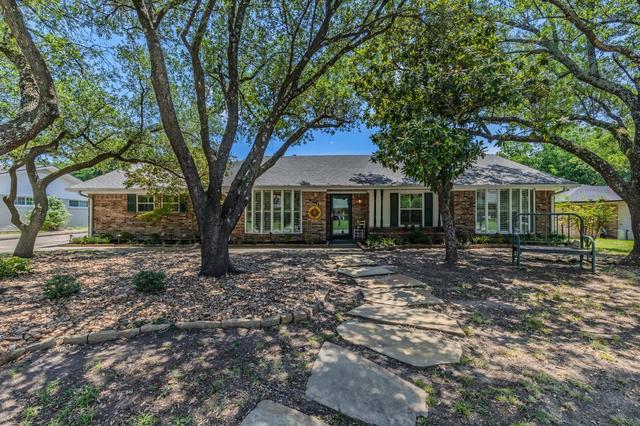 5311 Windy Hill Rd, Greenville, TX 75402