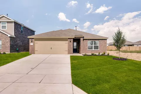 13424 Stage Coach Ln, Cresson, TX 76035