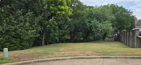 640 Bent Creek Cir, Desoto, TX 75115