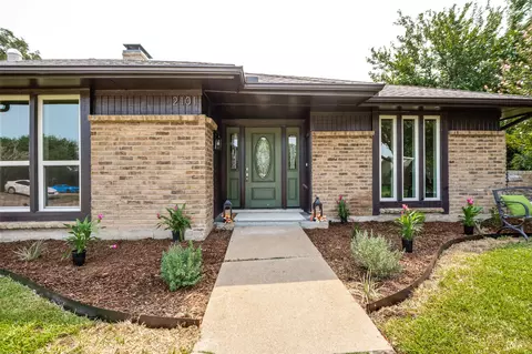2101 Lyon Ct, Plano, TX 75093