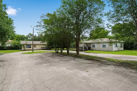 2323 N 39th St, Waco, TX 76708 photo 7