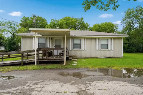 2323 N 39th St, Waco, TX 76708 photo 6