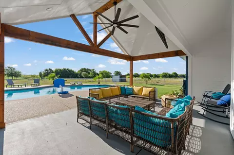 3222 Greathouse Rd, Waxahachie, TX 75167