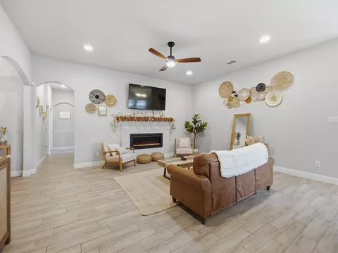 Living - 956 Sam St, Springtown, TX 76082 photo 2 of 2