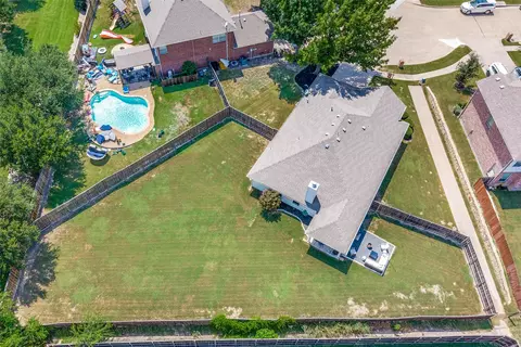 200 Ferndale Dr, Mckinney, TX 75071