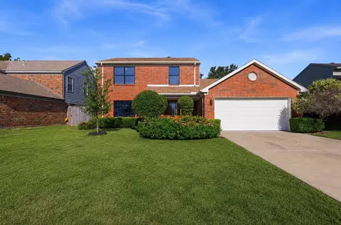 614 Berkley Dr, Grapevine, TX 76051