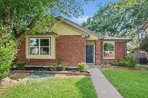4337 Harvest Hill Rd, Carrollton, TX 75010