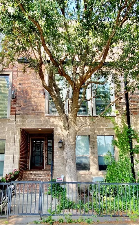1430 Pecos St, Dallas, TX 75204