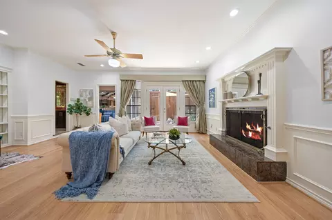 6522 Mccommas Blvd, Dallas, TX 75214