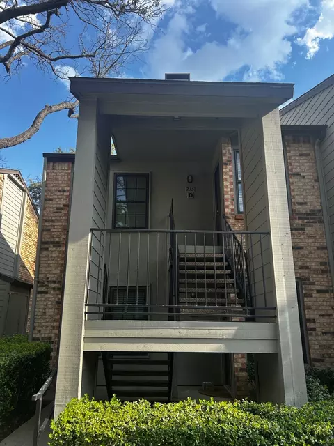 5335 Bent Tree Forest Dr #213, Dallas, TX 75248