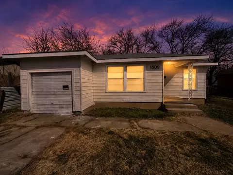 1509 SE 18th St, Mineral Wells, TX 76067