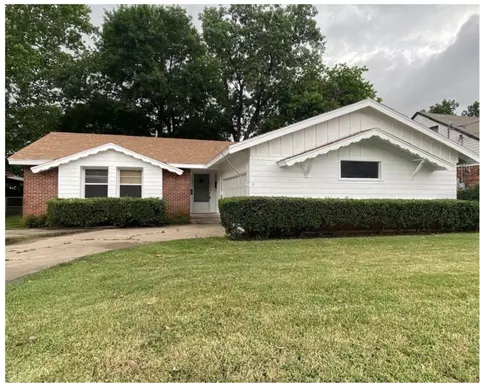 1212 N Grant Dr, Sherman, TX 75092