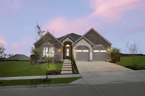 1227 Stone Cliff Dr, Lucas, TX 75098