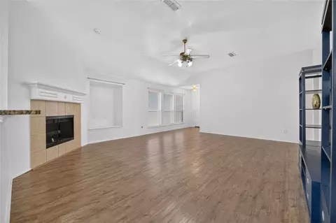 Living - 803 E Alexander Ln, Euless, TX 76040 photo 1 of 3