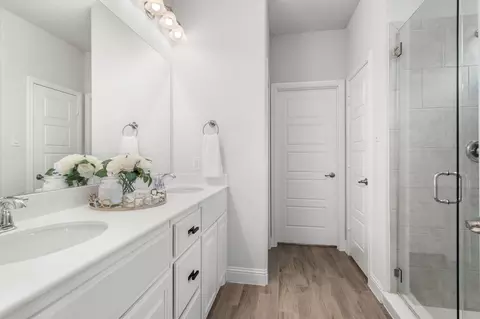 Entry Way - 932 Parkside Dr, Argyle, TX 76226 photo 7 of 8