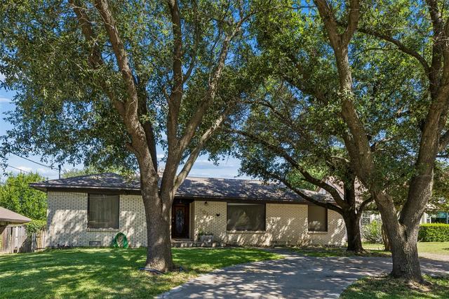 8011 Eagle Trl, Dallas, TX 75238