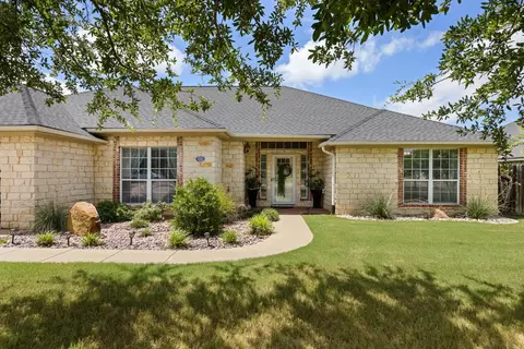 616 Parker Ln, Granbury, TX 76048