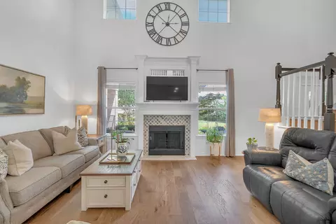 2144 Lakeforest Dr, Weatherford, TX 76087