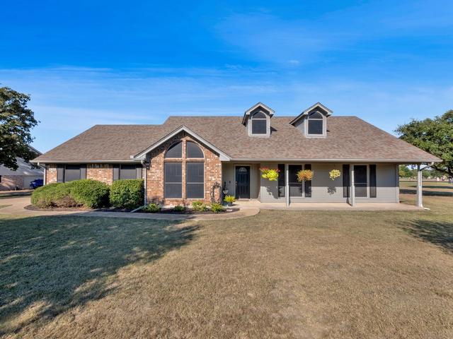 1020 Oak Hollow Ln, Combine, TX 75159