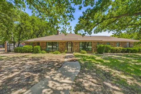 1513 Mimosa Cir, Graham, TX 76450