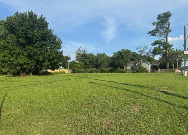 7902 Carbondale St, Dallas, TX 75216