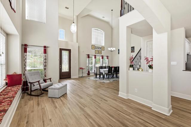 9050 Dillon Trl, Irving, TX 75063