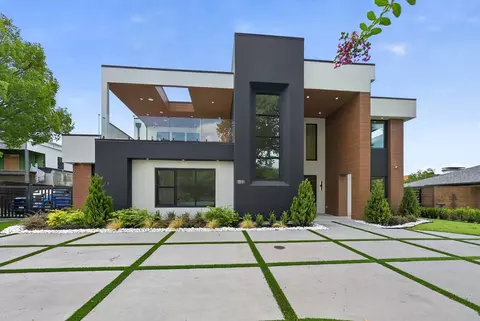6466 Royal Ln, Dallas, TX 75230