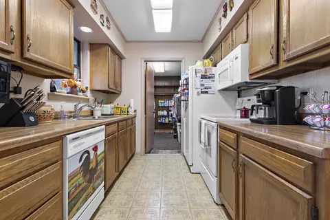 Kitchen - 1233 E Park Dr, Mesquite, TX 75149 photo 1 of 1