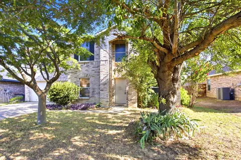 307 Meadow Ridge Dr, Burleson, TX 76028