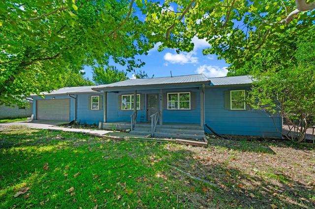 104 Parker St, Italy, TX 76651