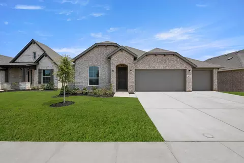457 Carnero Dr, Granbury, TX 76048