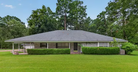 7516 Waterwood Dr, Greenwood, LA 71033