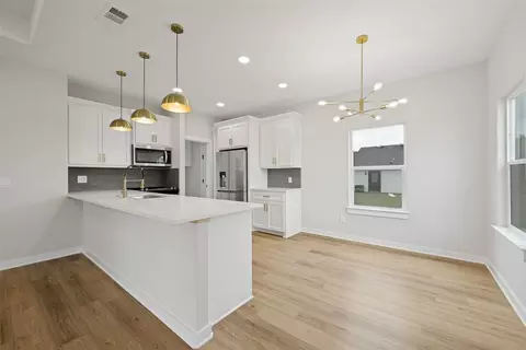 Kitchen - 216 W Cardinal, Ector, TX 75439 photo 3 of 4