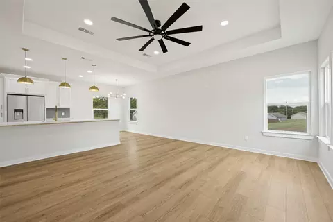 Living - 216 W Cardinal, Ector, TX 75439 photo 3 of 4