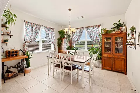 Dining - 2416 Fall Leaf Ct, Denton, TX 76209 photo 1 of 2