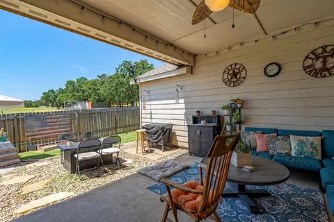 Exterior - 2416 Fall Leaf Ct, Denton, TX 76209 photo 5 of 13