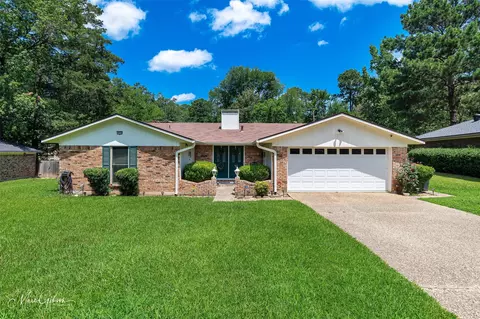 2032 N Kirkwood Dr, Shreveport, LA 71118
