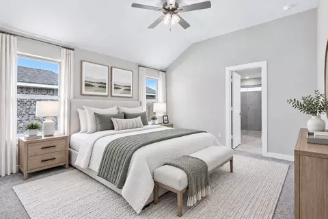 Bedroom - 423 Rose Ave, Cleburne, TX 76033 photo 8 of 10