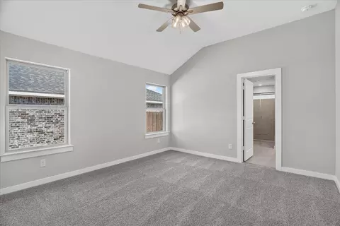 Bedroom - 423 Rose Ave, Cleburne, TX 76033 photo 9 of 10