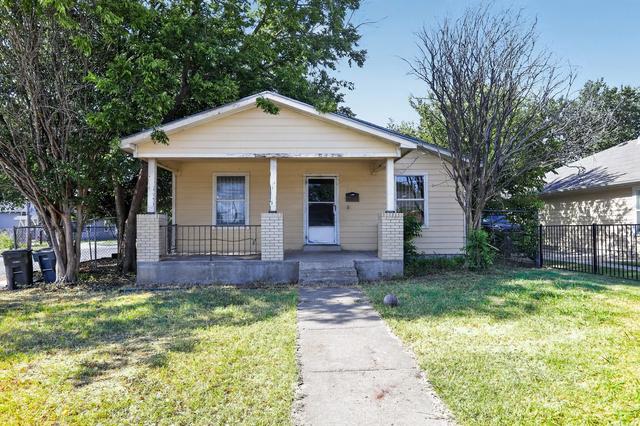 940 E Tucker St, Fort Worth, TX 76104