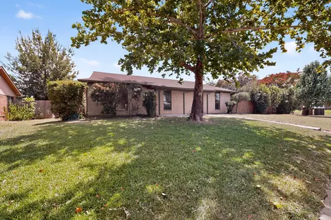 2938 Churchill Way, Garland, TX 75044