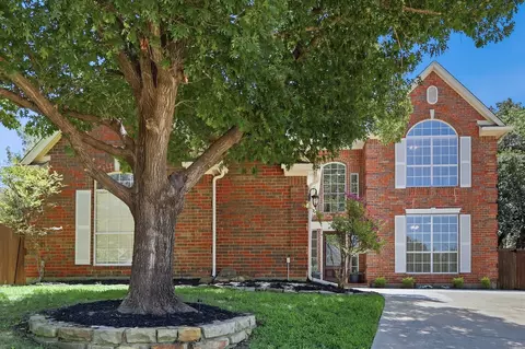 925 Hillside Ct, Highland Village, TX 75077